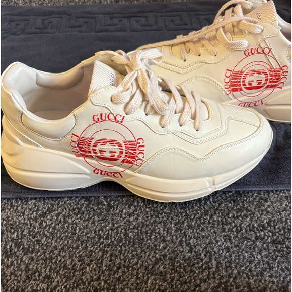 Gucci Rython Sneakers - Picture 5 of 11